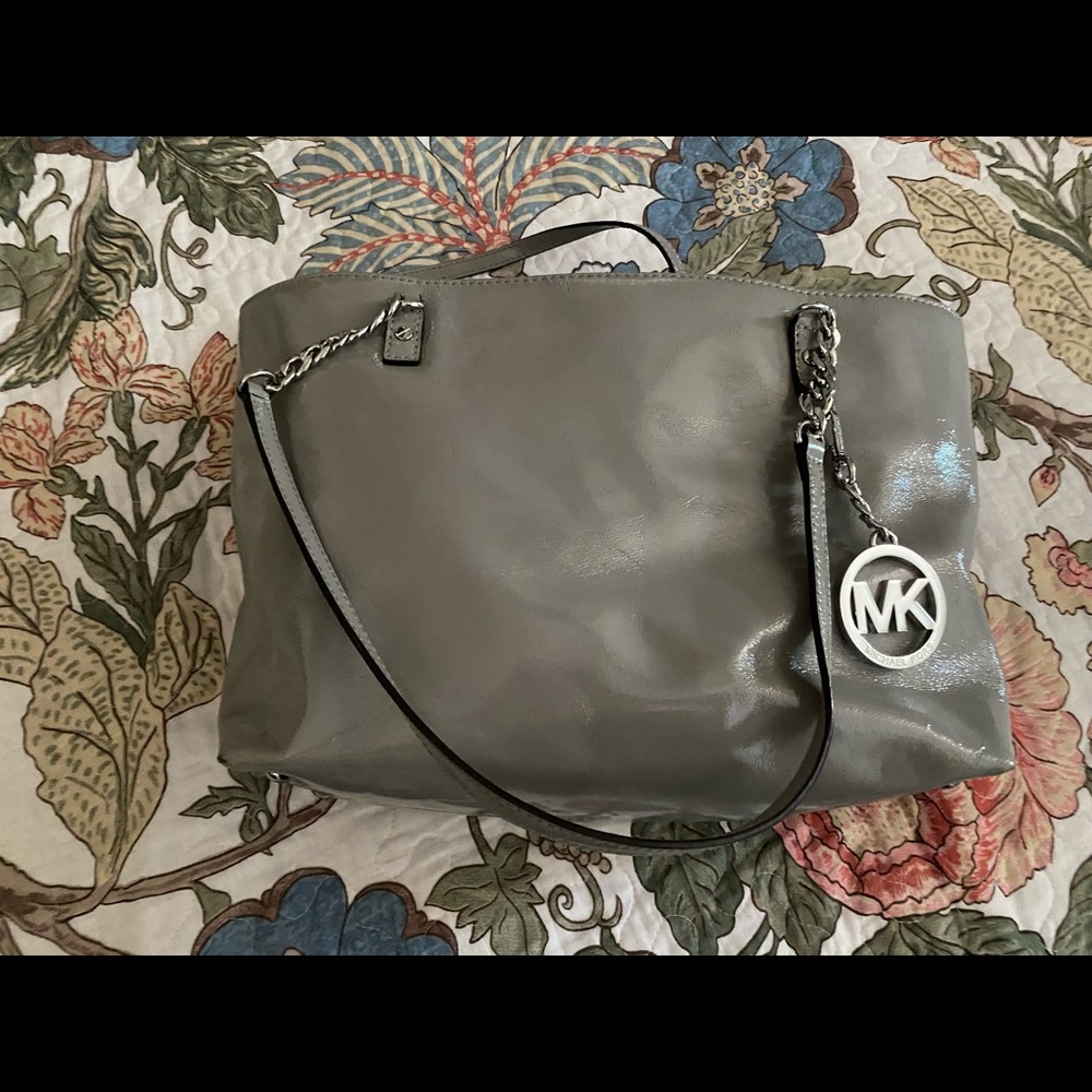Gray Michael Kors tote.
